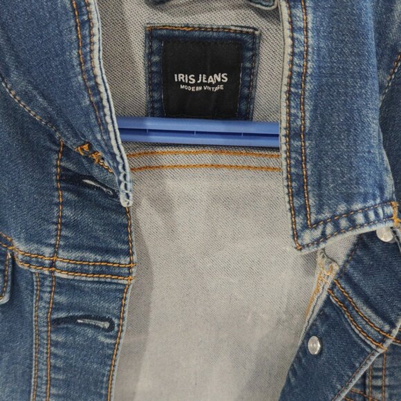 🎨 Custom Hand-Crafted Billie Eilish Denim Jacket – One-of-a-Kind Art – S - Picture 4 of 4